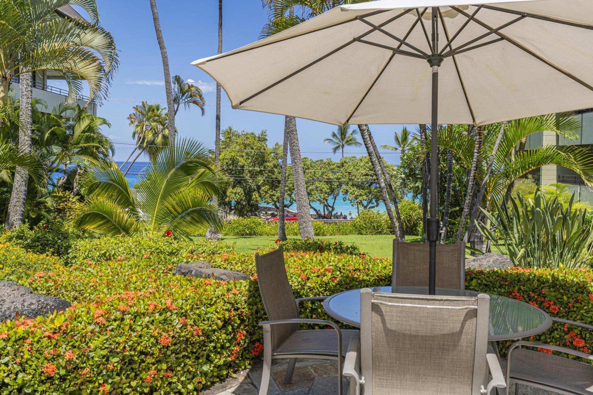 Big Island White Sands Village By Coldwell Banker Island Vacations Kailua-Kona Exterior photo