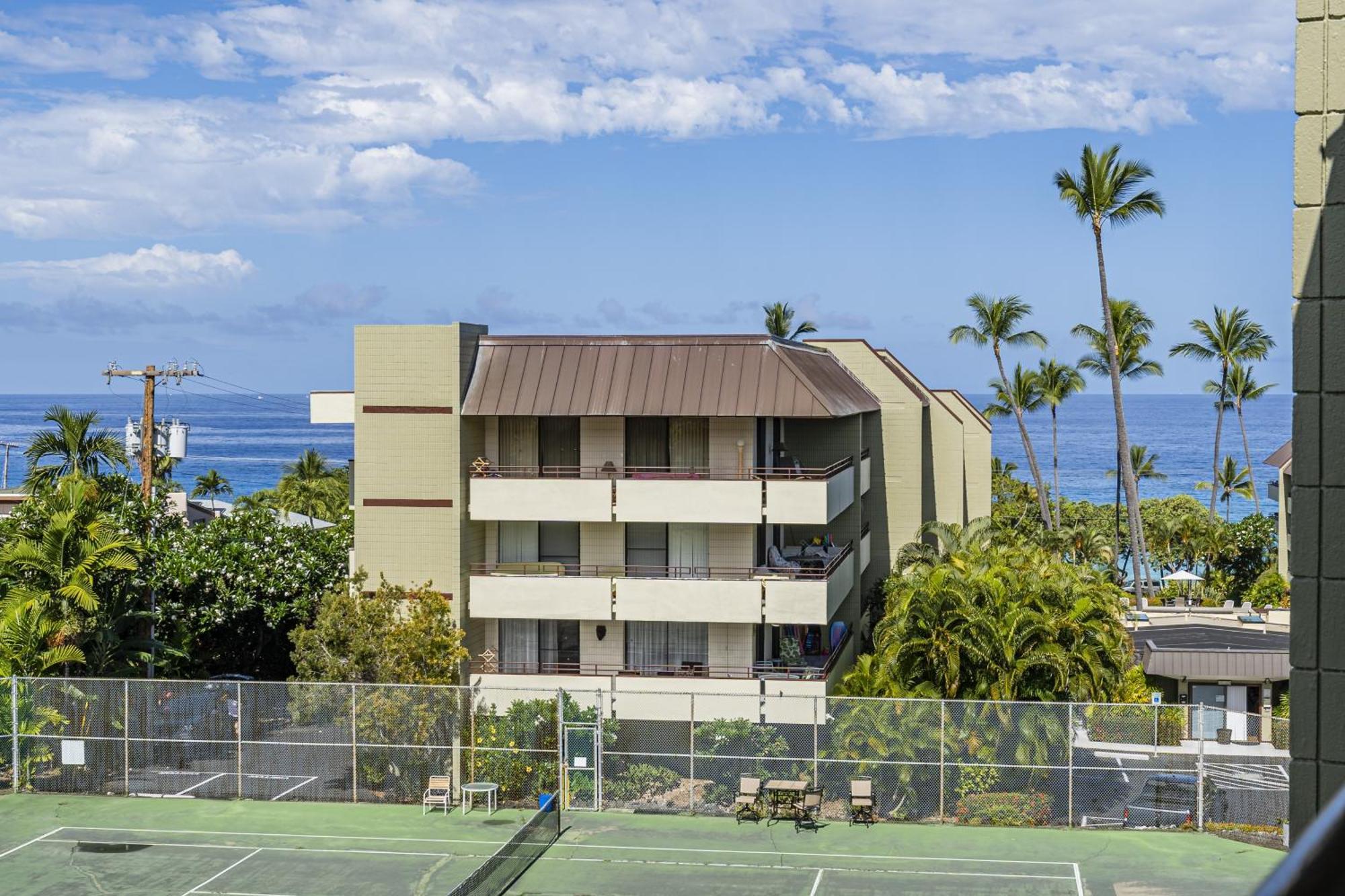 Big Island White Sands Village By Coldwell Banker Island Vacations Kailua-Kona Exterior photo