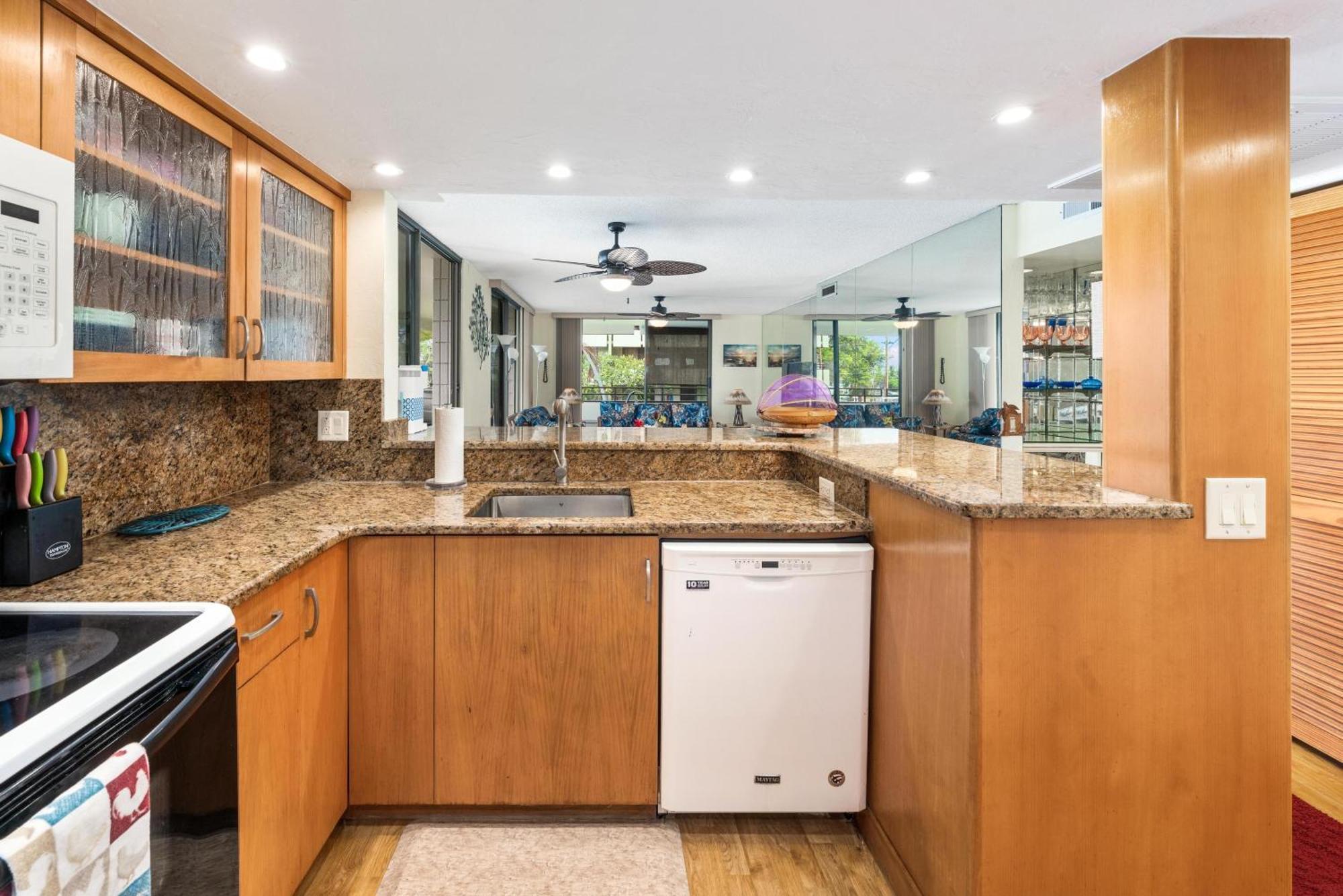 Big Island White Sands Village By Coldwell Banker Island Vacations Kailua-Kona Exterior photo